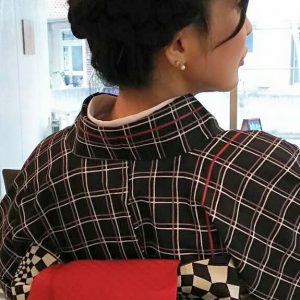 貴方のうなじは大丈夫ですか？ How does your nape look?